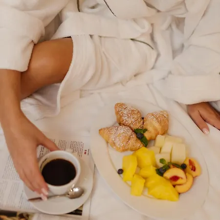 євроотель Отель 4*