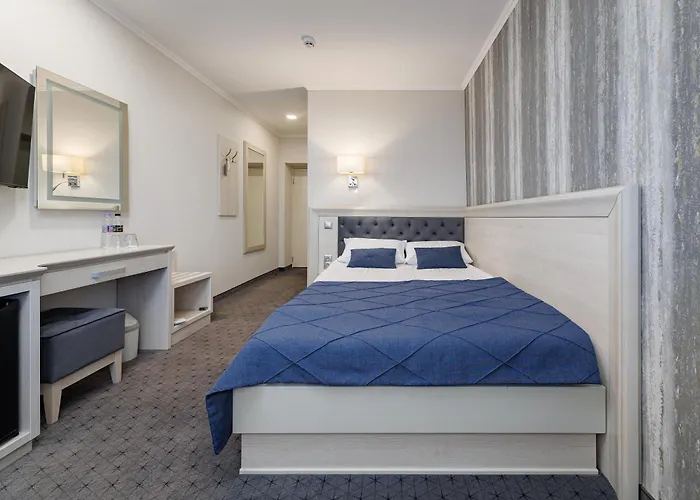 Eurohotel فندق 4*