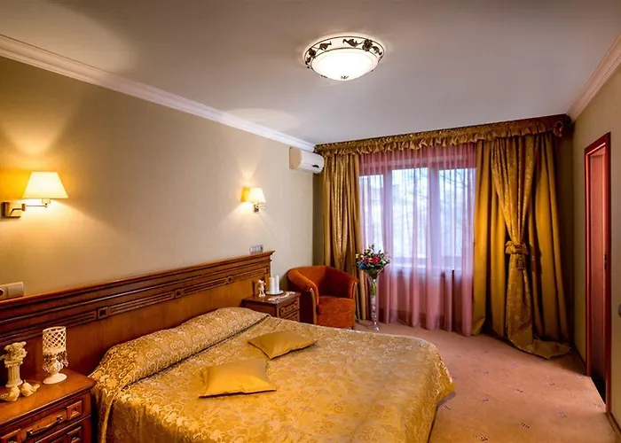 Eurohotel 4* إلفيف