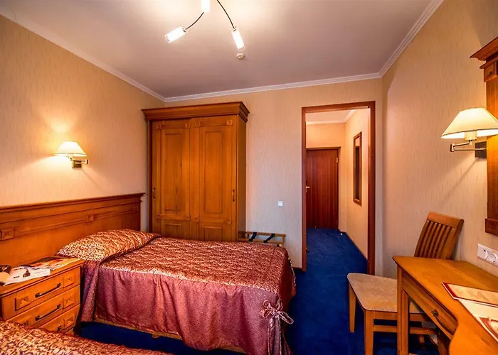 فندق Eurohotel إلفيف