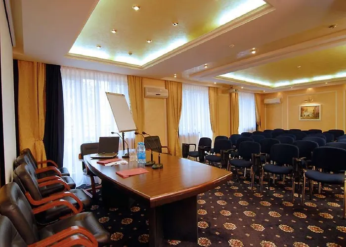 Eurohotel فندق
