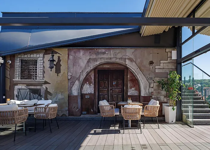 Отель євроотель 4*